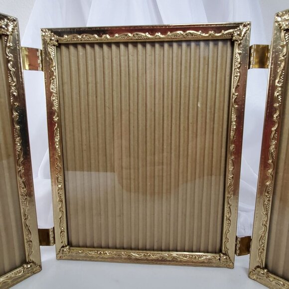 VTG Gold Metal 8x10 Trifold Hinged Picture Filigree Frames Velvet Back MCM - Picture 12 of 12